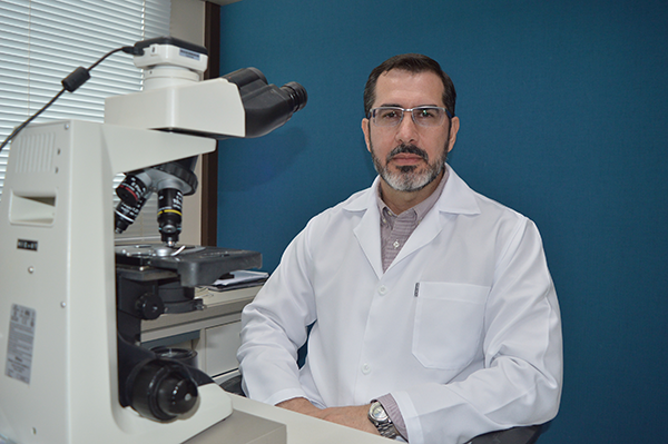 Dr. Carlos Fabián Mendiburu